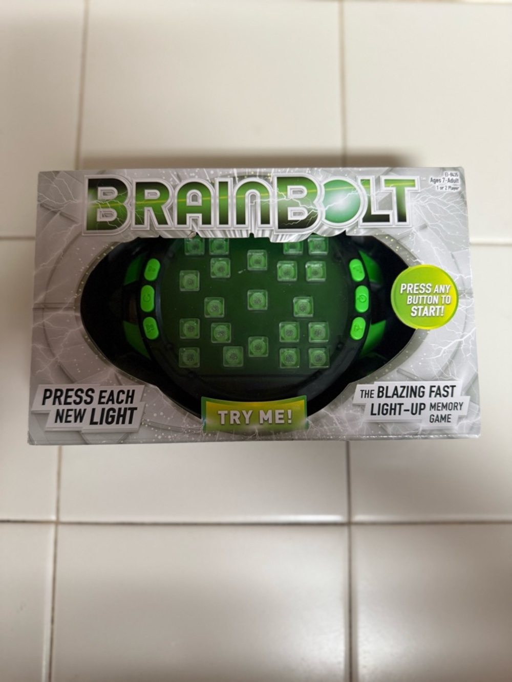 BRAND NEW Educational Insights BrainBolt - Fast-Paced Light-Up Memory Game